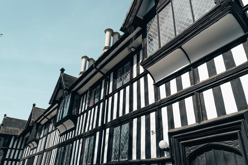 banister, historic, handrail, nature, built structure, railing, architecture, building exterior, steeple, column, lighting equipment, pillar, residential district