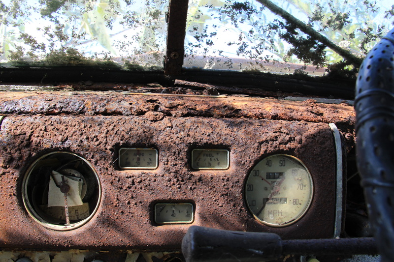 number, meter - instrument of measurement, run-down, technology, close-up, auckland, circle, wreck, no people, morris, geometric shape, damaged, metal