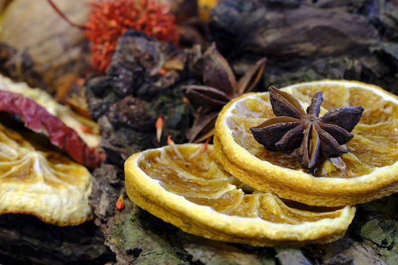 zimtstern, no people, focus on foreground, nature, star anise, freshness, wellbeing, high angle view, land, apple, solid, rock - object, healthy eating