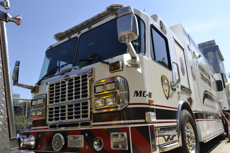 business, silver, fire safety, steel, windshield, car, street, windshield wipers, downtown, truck, nature, transportation, travel, heat resistant, semi-truck