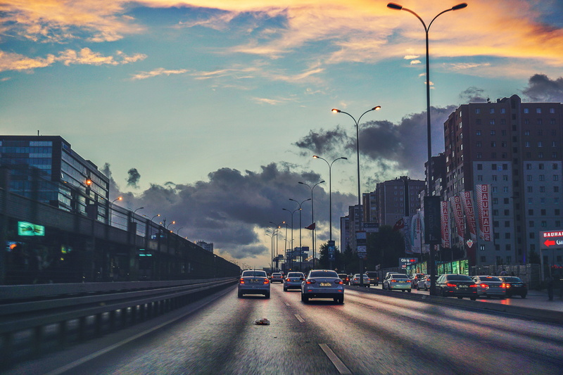 cars, urban, illuminated, built structure, highway, expressway, city, blur, cityscape, skyscraper, building exterior, motor vehicle, 5K, mode of transportation