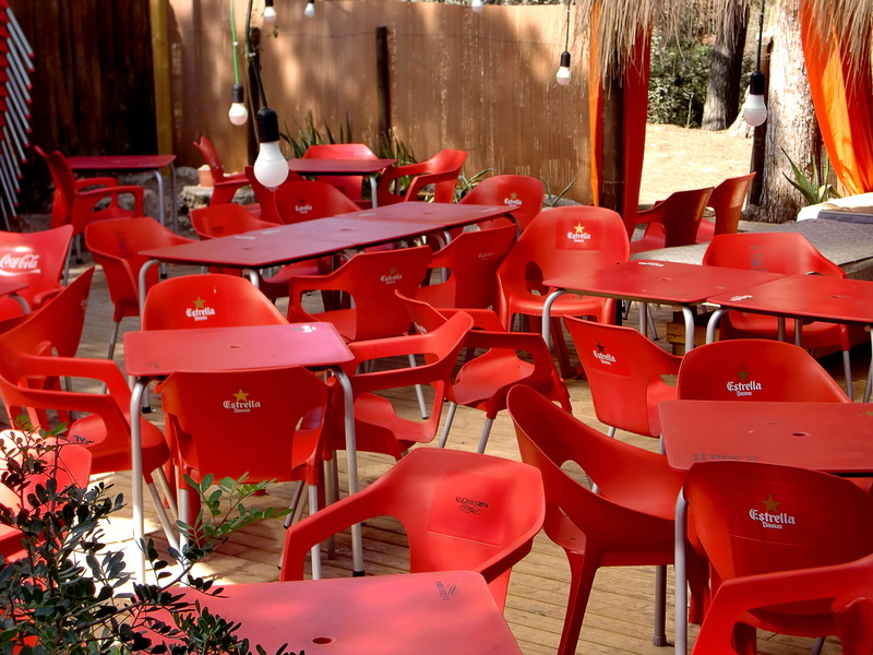 empty, red, garden restaurant, table, day, no people, Seat, Street Cafe, business, cafe, empty chairs, 2K, beach bar, large group of objects, outdoors