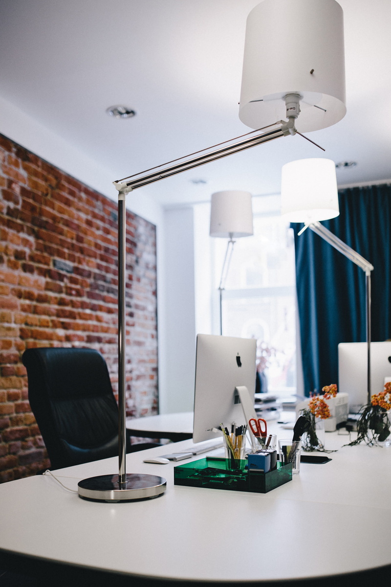 technology, light, Apple iMac, workplace, lightining, studio, clean, business space, business, bricks, brick Wall, seat, chair, indoors, desk, lamp shade