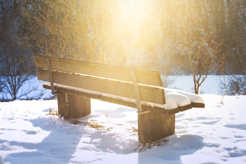 sunbeam, bench, resting place, no people, wait, outdoors, snow, seat, sunlight, lens flare, snowing, frozen, blizzard, extreme weather, rest, 5K, idyll
