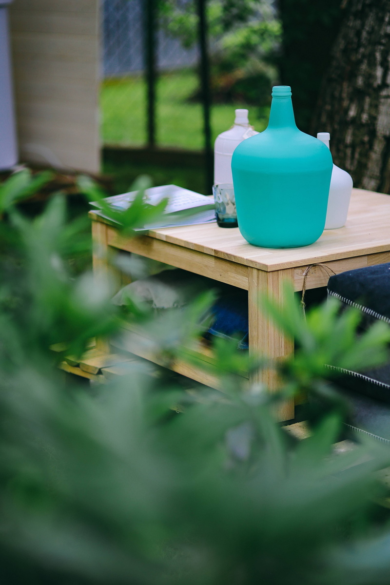 5K, plant part, items, close-up, garden, outside, food, bottle, day, various, leaf, freshness, wood - Material, outdoors, plant, summer, window, Miscellaneous