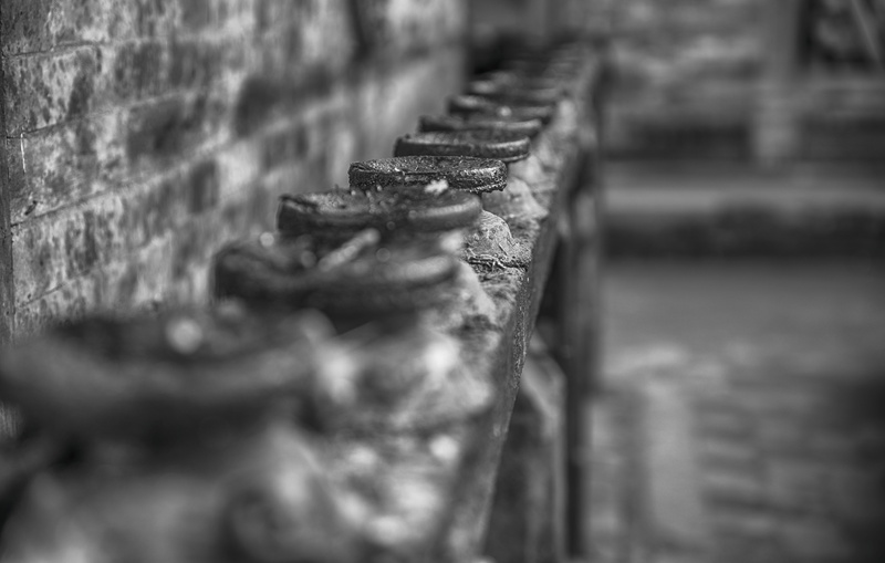 adventure, spiritual, wall, old, built structure, damaged, temple, wall - building feature, history, metal, architecture, day, wood - material, 5K, outdoors