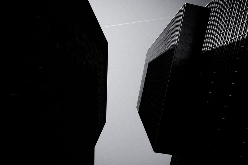 nature, ls, leica, blackandwhitephotography, office, el parc i la llacuna del poblenou, flight, city, barcelone, clear sky, minimalism, window, wall - building feature