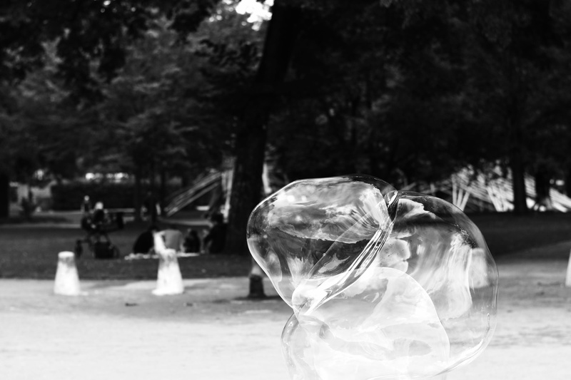close-up, refreshment, day, water, transparent, 5K, blacknwhite, white, bubble, sphere, incidental people, drink, land, scene, black, life, glass - material