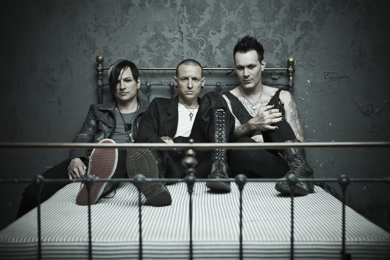2K, togetherness, looking, adult, women, white, portrait, social issues, notched, young adult, Ryan Shuck, Chester Bennington, three quarter length, young women