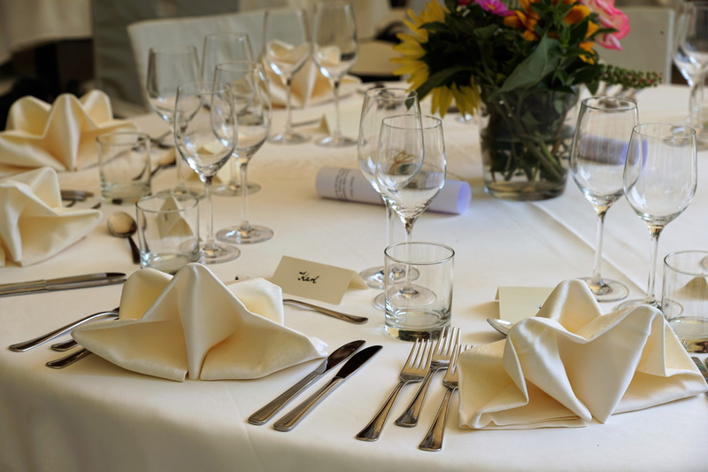 blossom, invitation, place setting, communion, cover, knife, gedeckter table, spring, tableware, restaurant, no people, festive, wineglass, schnittblume