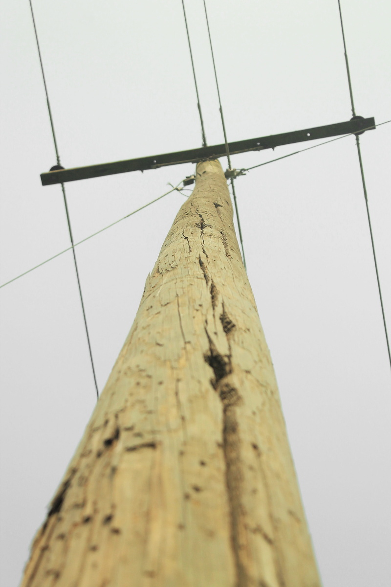 pole, architecture, 4K, close-up, low angle view, day, fuel and power generation, sky, electrical, no people, electric, dangerous, built structure, electrical wires