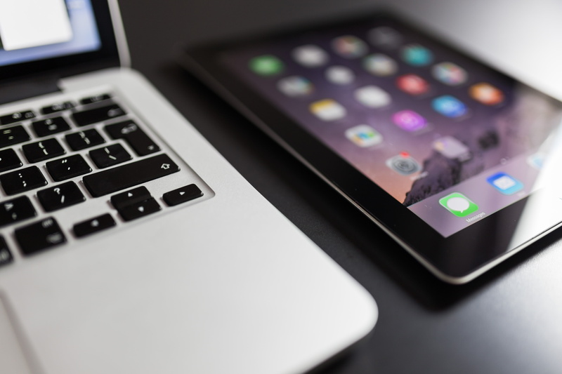 computer equipment, global communications, tablet, gray, laptop, ipad, office, computer icon, indoors, pro, portability, keypad, communication, electrical equipment