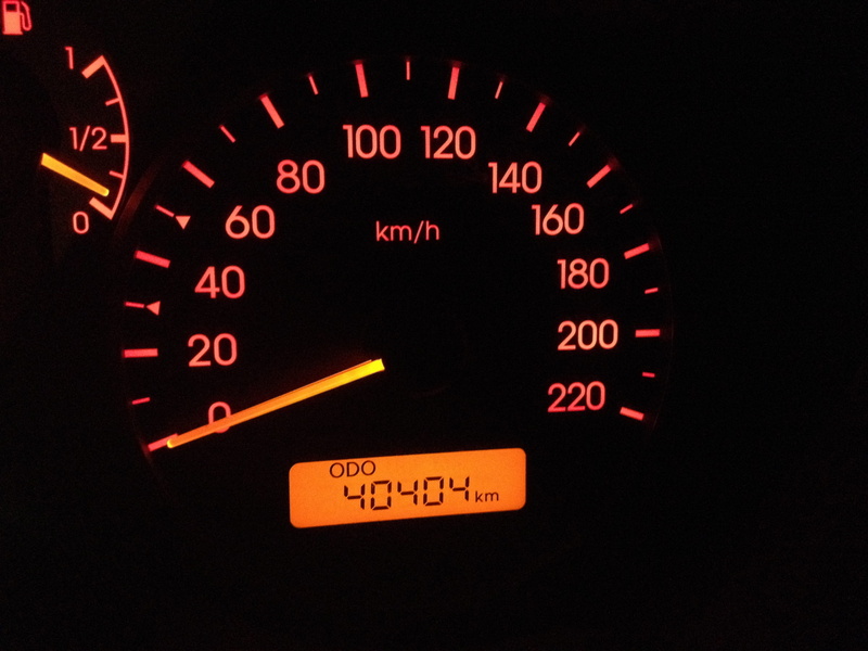 displaying, red, no people, vehicle interior, Car, technology, black, meter - instrument of measurement, indoors, km, panel, communication, illuminated