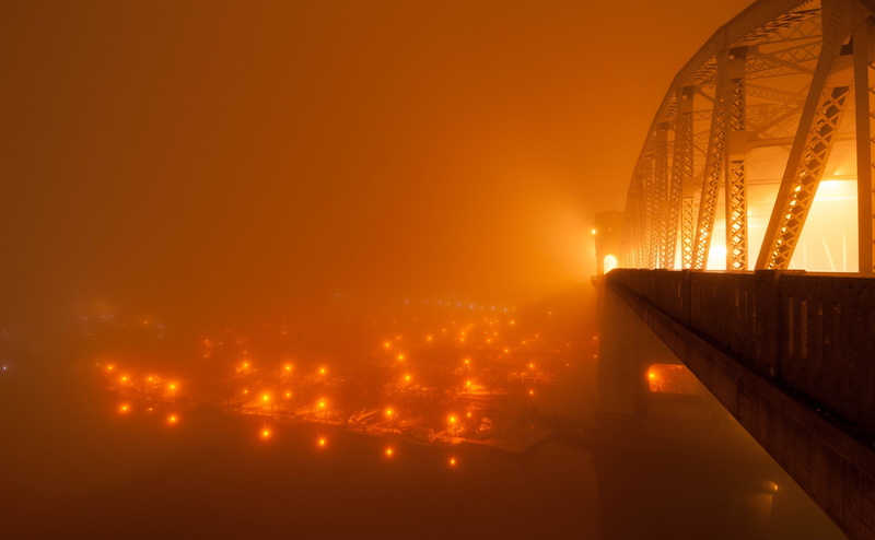 vancouverandarea, water, huffingtonpost, featured, 4K, orange color, Vancouver, foggy, outdoors, motion, Canada, illuminated, bridge - man made structure