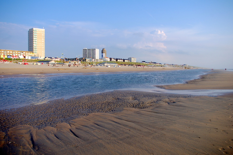 urban, nature, summer, Zandvoort, outdoors, people, cloud - sky, landscape, cityscape, bay, City, architecture, sand, spring, building exterior, beach