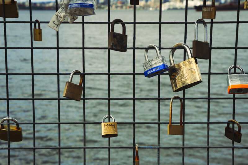 protection, padlock, vancouver, love, water, ocean, day, heart shape, outdoors, hope - concept, focus on foreground, metal, safety, positive emotion, 5K