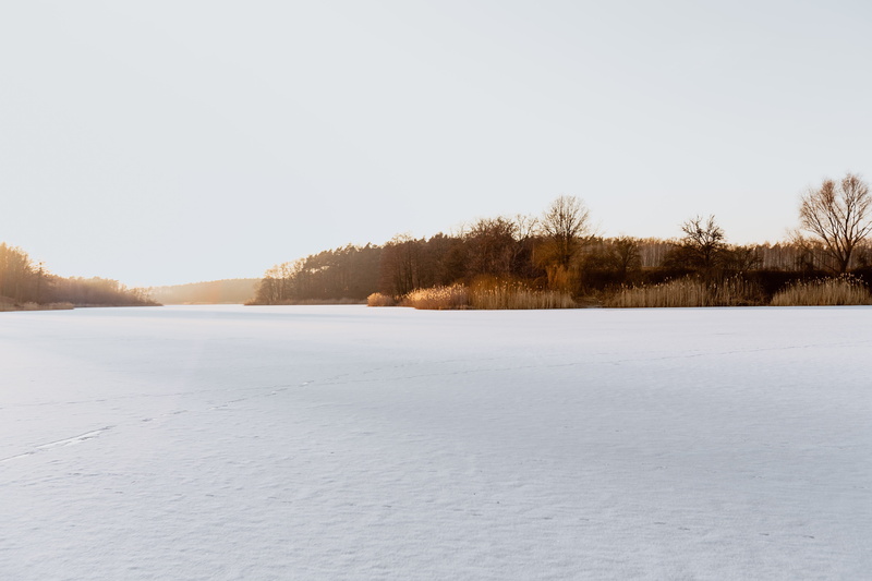 dom, outdoors, winter, scenics - nature, 5K, sunset, tranquil scene, copy space, tranquility, magic hour, adventure, frozen, clear sky, snow, no people