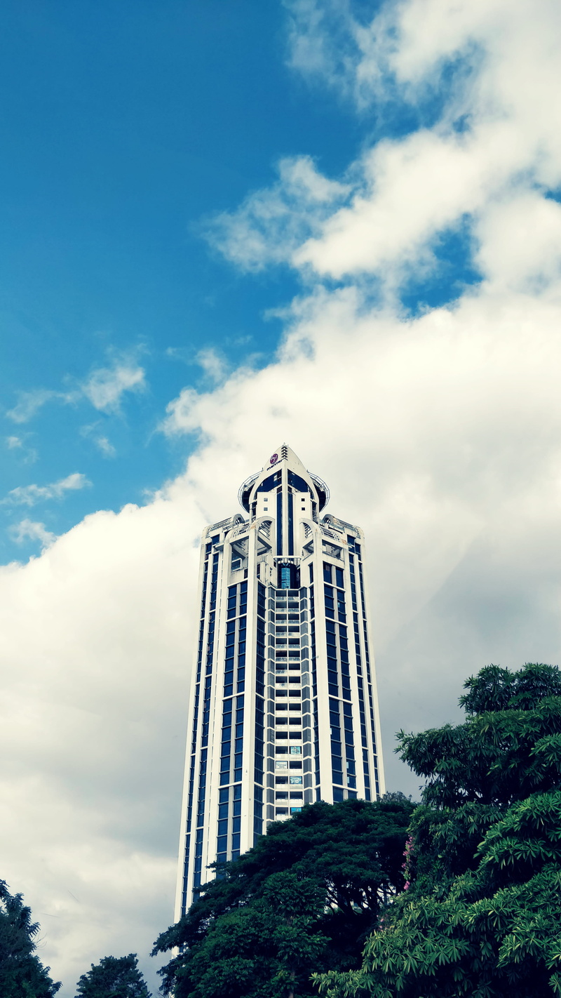 4K, cloud - sky, plant, high, travel, nature, tall, belief, structure, outdoors, tree, travel destinations, apartments, modern, sky, bengaluru, shotononeplus