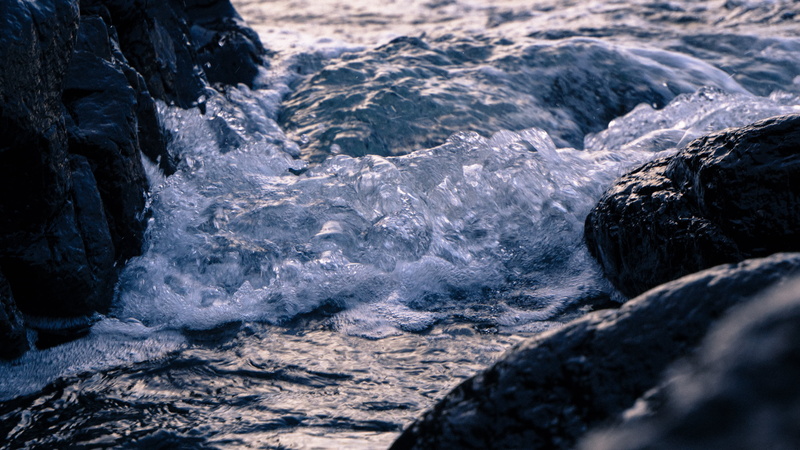 beach, waves, rock - object, 4K, rocks, nature, flowing water, beauty in nature, splashing, outdoors, motion, sport, land, cold temperature, sea, power in nature