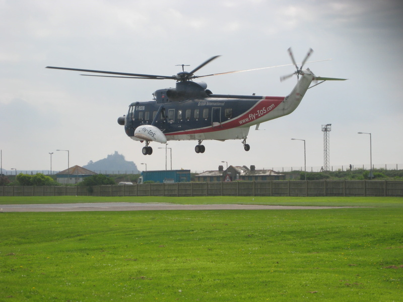 flight, plane, transportation, field, longrock, airplane, plant, mid-air, on the move, land, flying, motion, mode of transportation, heliport, green color