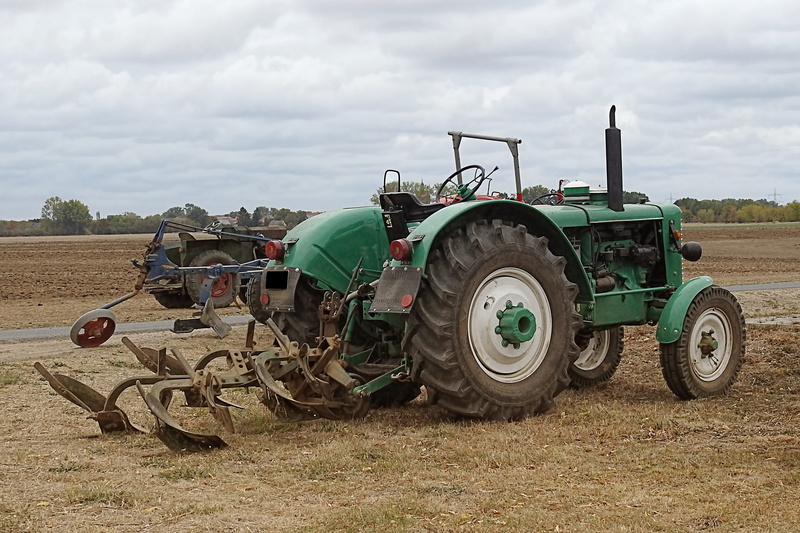 farm, harvesting, nature, plow, field, transportation, day, land vehicle, plant, tractor, rural scene, arable land, machinery, environment, agricultural equipment