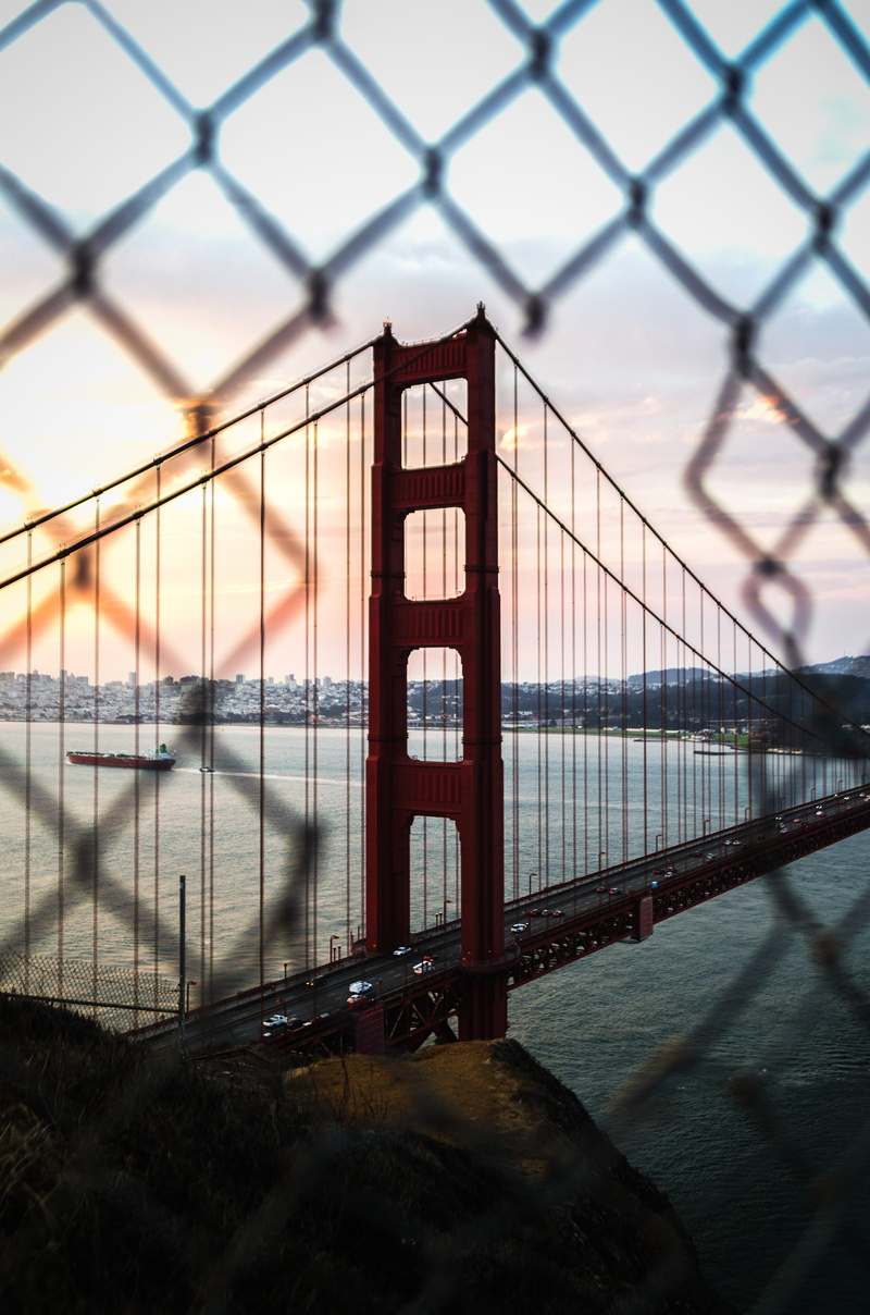 grid, chainlink, traffic, landmark, bridge, hole, golden gate, francisco, view, engineering, sky, california, ship, structure, architecture, gate, transportation