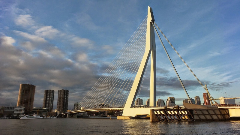 engineering, architecture, transportation, financial district, sky, city, cityscape, cloud - sky, building exterior, connection, bridge - man made structure