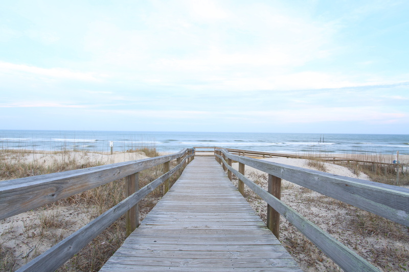 outdoors, beauty in nature, wooden walkway, wood - material, sky, waves, ocean, horizon, 5K, scenics - nature, seashore, horizon over water, direction