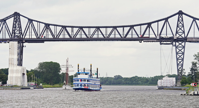 mode of transportation, passenger ship, north america, bay, connection, transporter bridge, sailor, hospitable ship, nautical vessel, nature, transit, high bridge