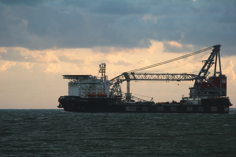 ship, crane - Construction Machinery, sky, nautical Vessel, germany, national park wadden sea, business, commercial Dock, shipping, industrial Ship, water