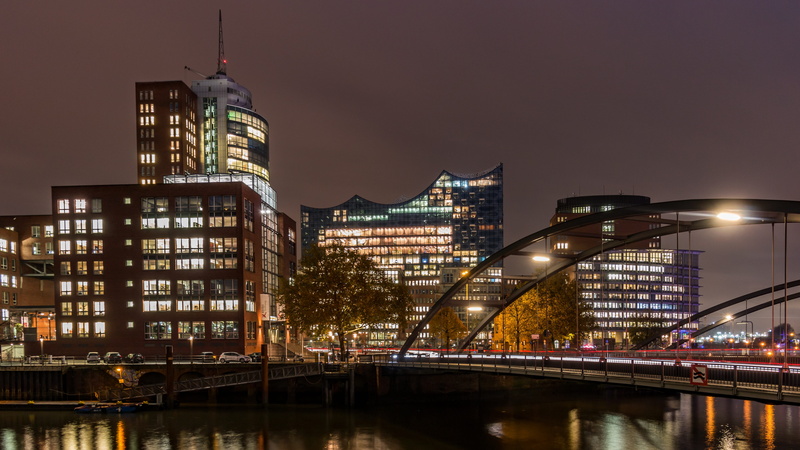 travel, 5K, night, channel, landmark, reflection, outdoors, skyscraper, speicherstadt, bridge - man made structure, built structure, waters, travel destinations