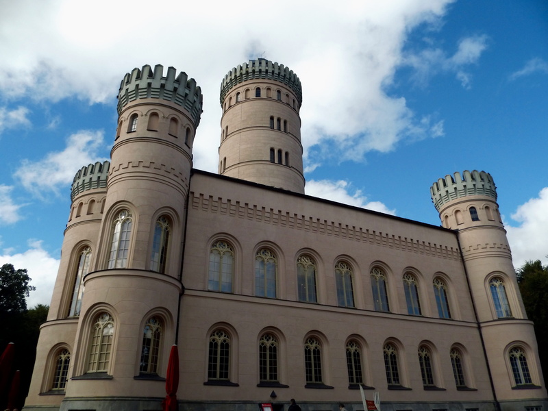 travel, no people, seaside resort, tourism, 4K, the past, rügen, built structure, history, religion, vacations, arch, low angle view, cloud - sky, castle