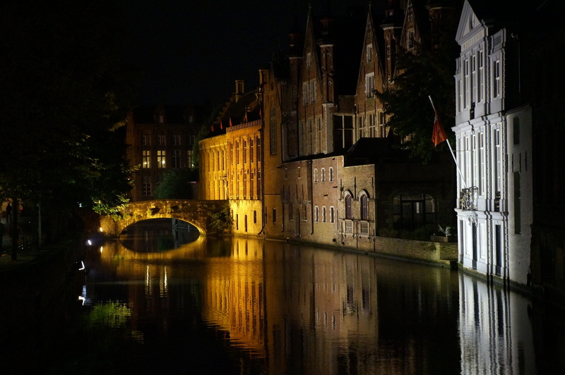 illuminated, channel, mirroring, architecture, homes, illumination, 4K, no people, mood, night, waterfront, residential district, near, transportation