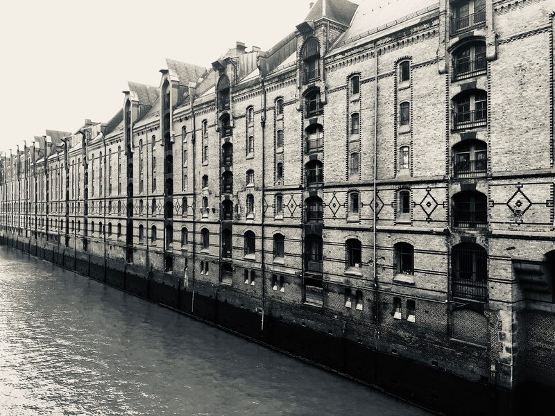 no people, brick, building exterior, water, nature, channel, waters, built structure, hamburg, black white, old, day, landmark, clear sky, city, hanseatic city