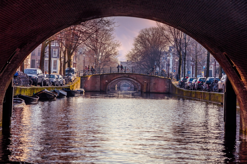 watercrafts, trees, city, bridge - Man Made Structure, bridge, nature, outdoors, water, cars, sight, 4K, building, bare tree, arch, famous Place, transportation