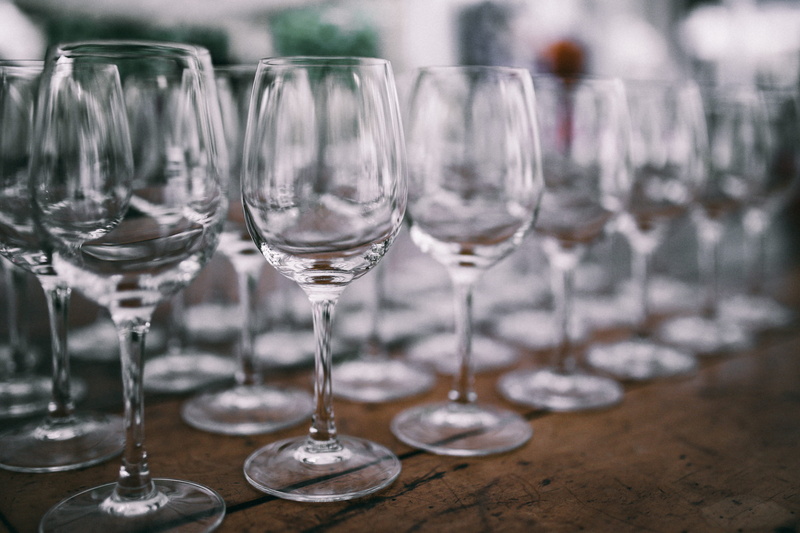 drinking Glass, glass, luxury, dinner, business, wine glass, wine glasses, glass - Material, elegance, transparent, no People, dining, restaurant, close-up