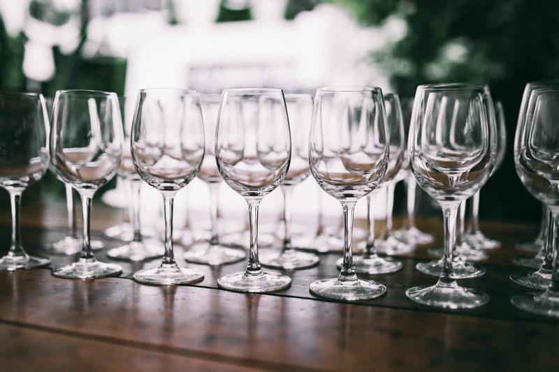crockery, household equipment, napkin, luxury, selective focus, 5K, restaurant, alcohol, setting, silverware, drink, glass, wineglass, glass - Material