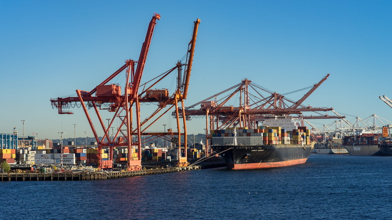 port, machinery, sky, seaport, craine, nautical vessel, pacific port, transportation, freight transportation, blue, architecture, industry, outdoors, red