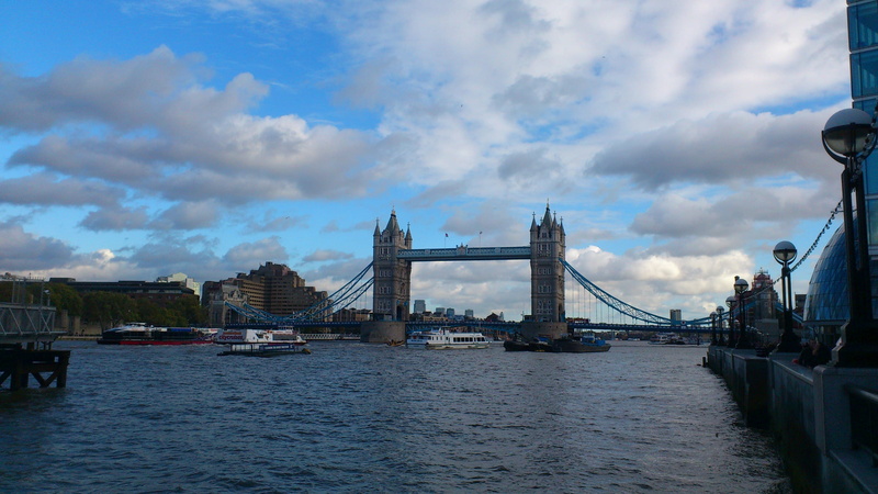 cloud - Sky, travel, skyline, famous, london, landmark, bridge - Man Made Structure, international Landmark, sky, transportation, engineering, water, london - England