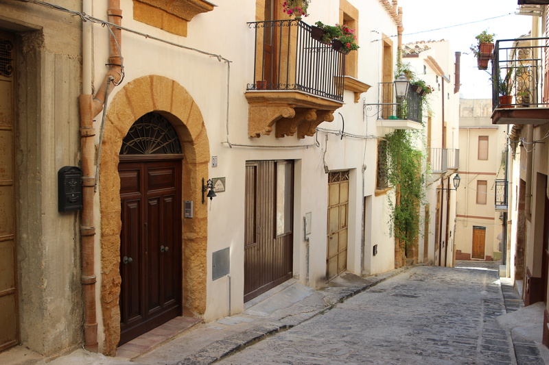 houses, sambuca, building, day, village, facade, building Exterior, window, built Structure, road, no people, house, residential district, plants, entrance