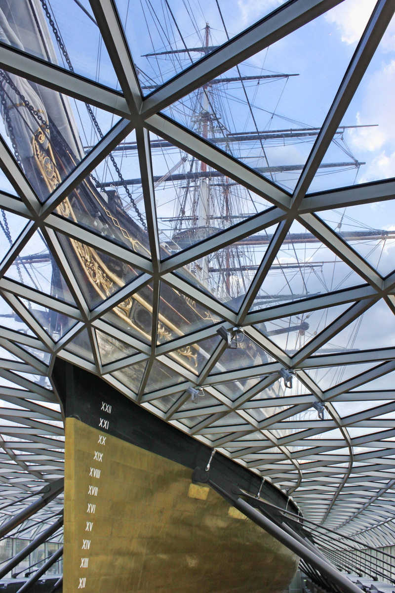 transparent, transportation, 4K, historic, vessel, roof beam, sail, indoors, low angle view, metal, sailing, nature, cutty sark, roof, museum, built structure