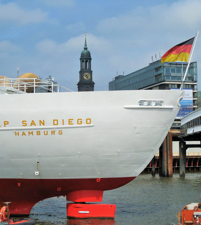 Cap San Diego, sea, harbor, hamburg museum ship, building exterior, port of hamburg, water, elbe, nautical vessel, blue sky, michel, sky, landungsbrücken