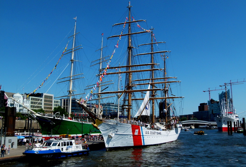 day, transportation, outdoors, coast, building exterior, port city, old, sailboat, port of hamburg, port, northern germany, mast, germany, bug, sky, hanseatic city