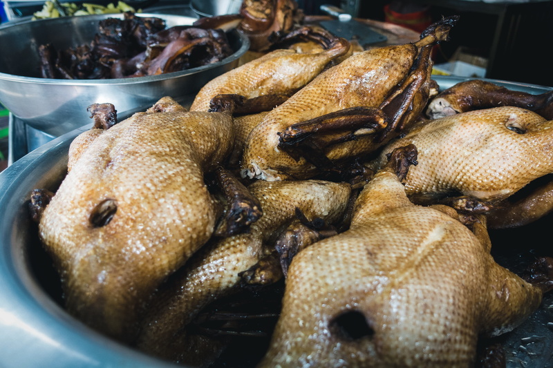 large group of objects, indoors, sea, food, temptation, animal, market, small business, for sale, meat, prepared Fish, business, ready-to-eat, freshness