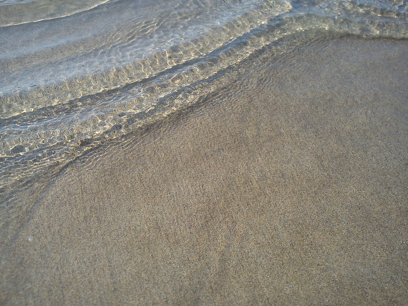 day, grains of sand, reflection, 2K, light, summer, smooth, coastline, high angle view, close up, aquatic sport, sand beach, Clear, gloss, nature, backgrounds