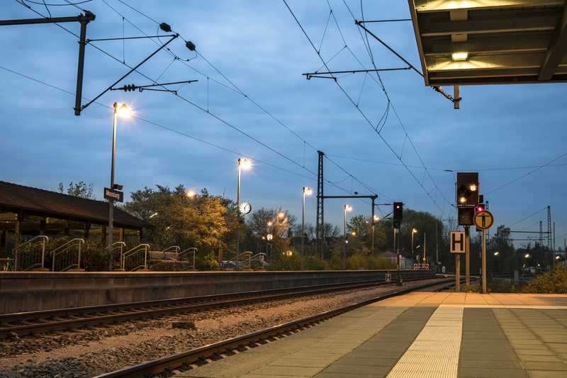 power supply, electricity, cable, seemed, lamps, railway rails, public transportation, gleise, nature, illuminated, lighting equipment, rail transportation