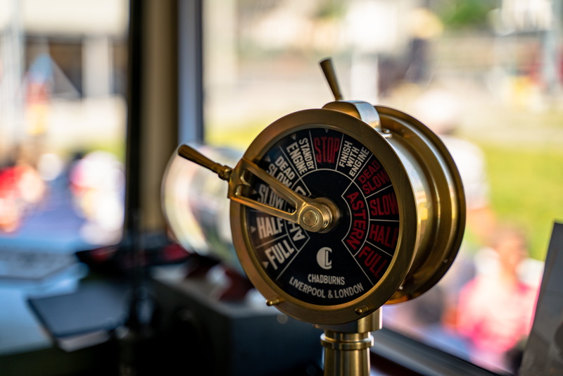 motion, buttons, historically, no people, close-up, switch, technology, old, on-board electronics, geometric shape, mode of transportation, city, 8K, electronics