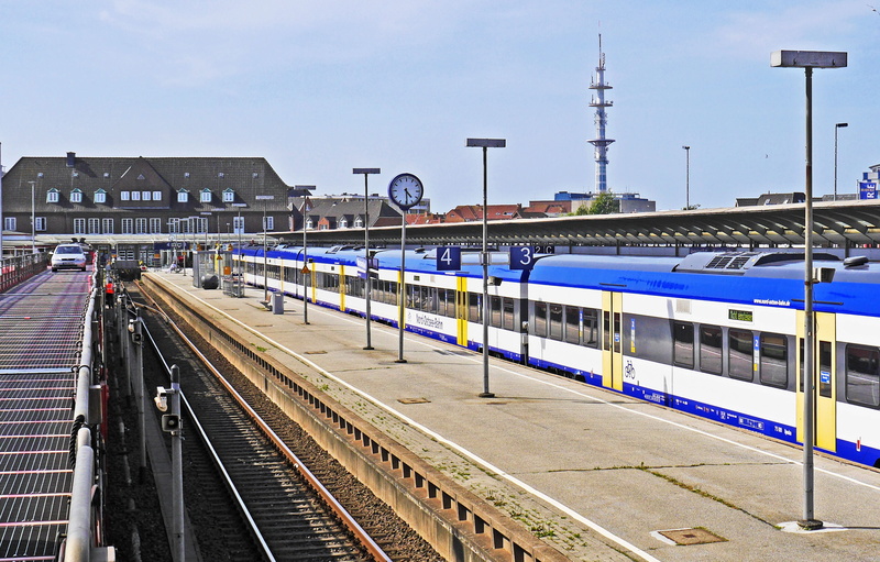railway line, transportation, railroad station platform, car shipment to the mainland, station building, upper deck, city, building exterior, mode of transportation