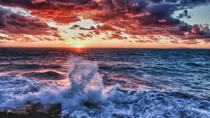 sun, idyllic, water, tranquility, cloud - sky, power in nature, 4K, sport, tranquil scene, waves, scenics - nature, beauty in nature, orange color, clouds