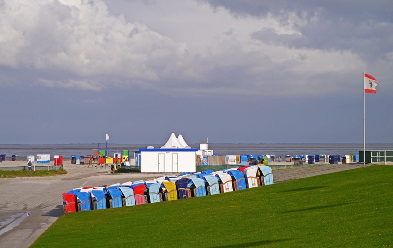 architecture, clean up, lower saxony, patriotism, outdoors, sea, toilet container, saisonende, incidental people, nature, land, sky, sand beach, chill weather